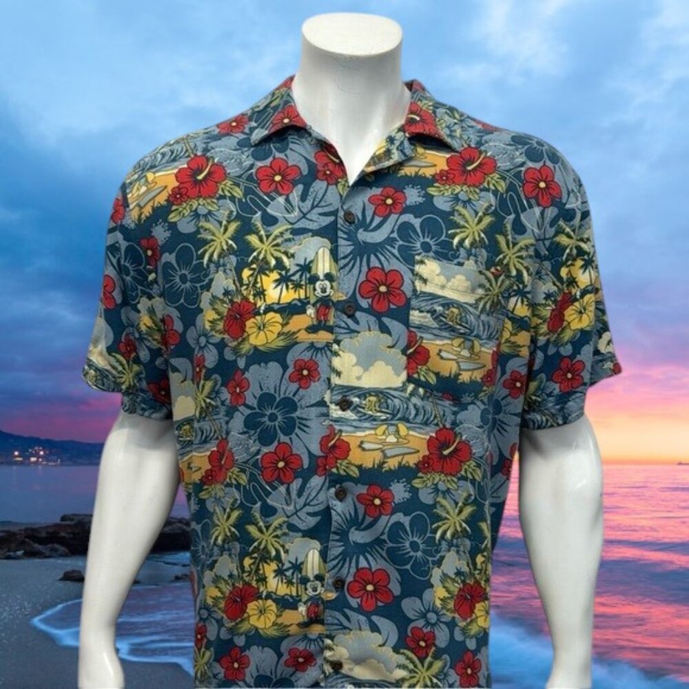 Walt Disney World Parks Resort Fully Graphic Mickey Mouse Pluto Hawaiian Shirt M